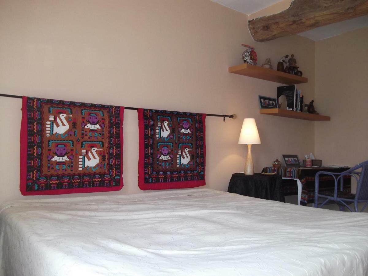 Chambres D'Hotes Le Peyroux Montcel  Esterno foto